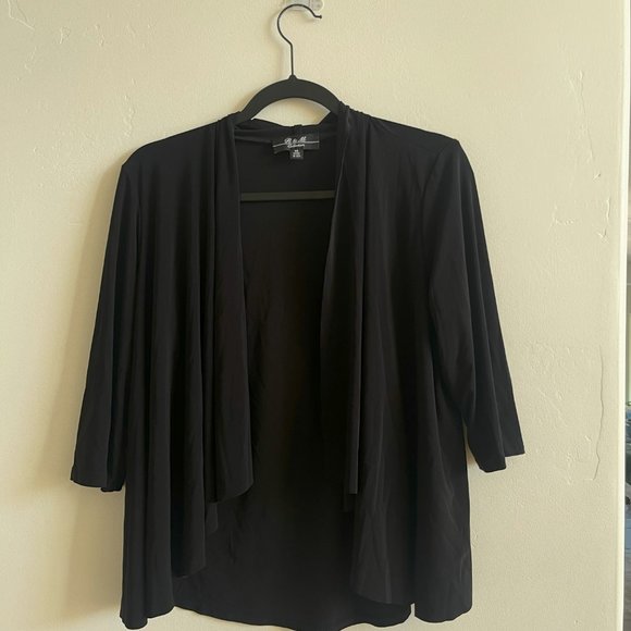 Size Medium * R&M Collection Top - Picture 3 of 4